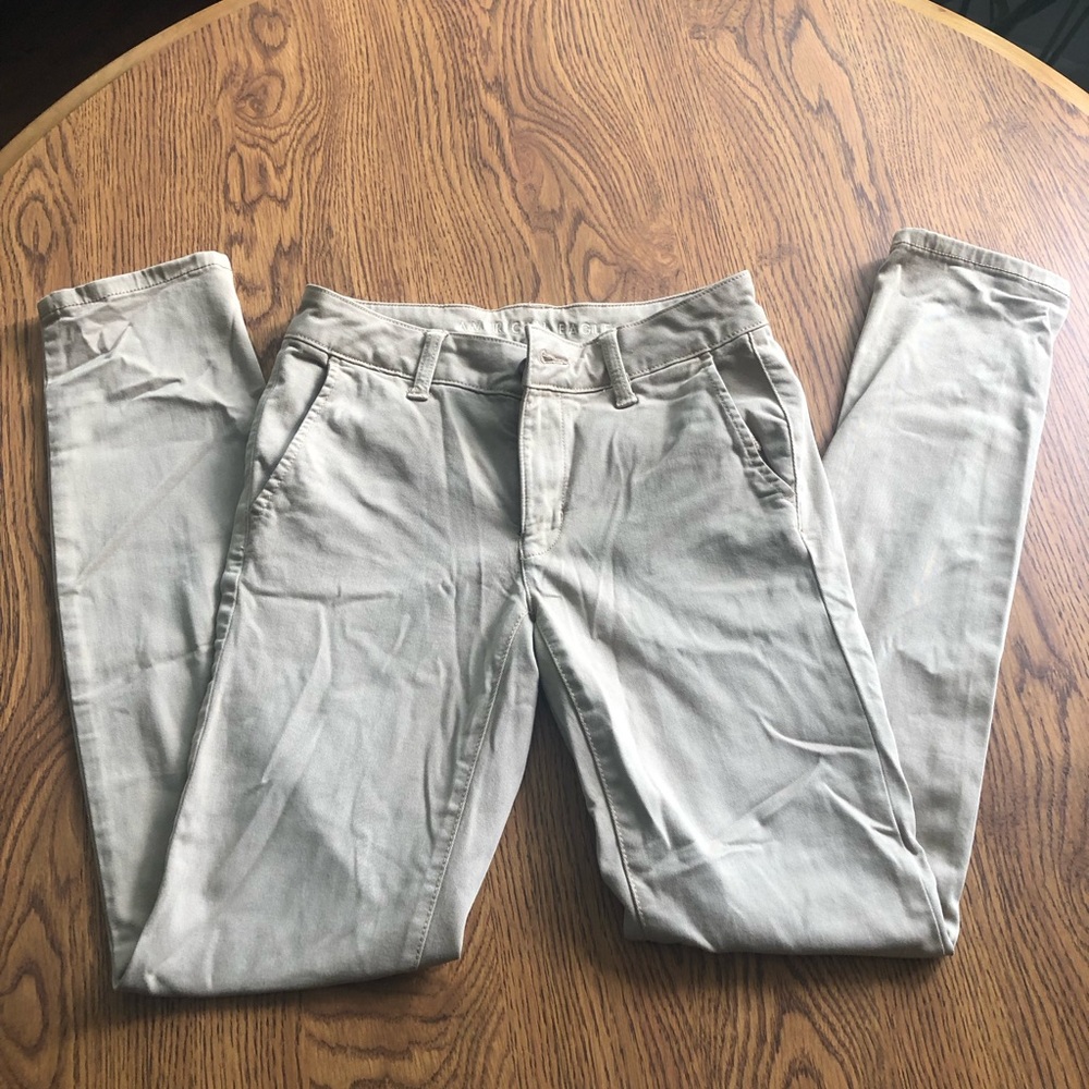 NWOT American Eagle Khaki Stretch Skinny Jeans